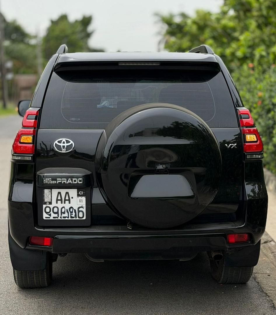 toyota land cruiser prado vx 2020 — photo 3