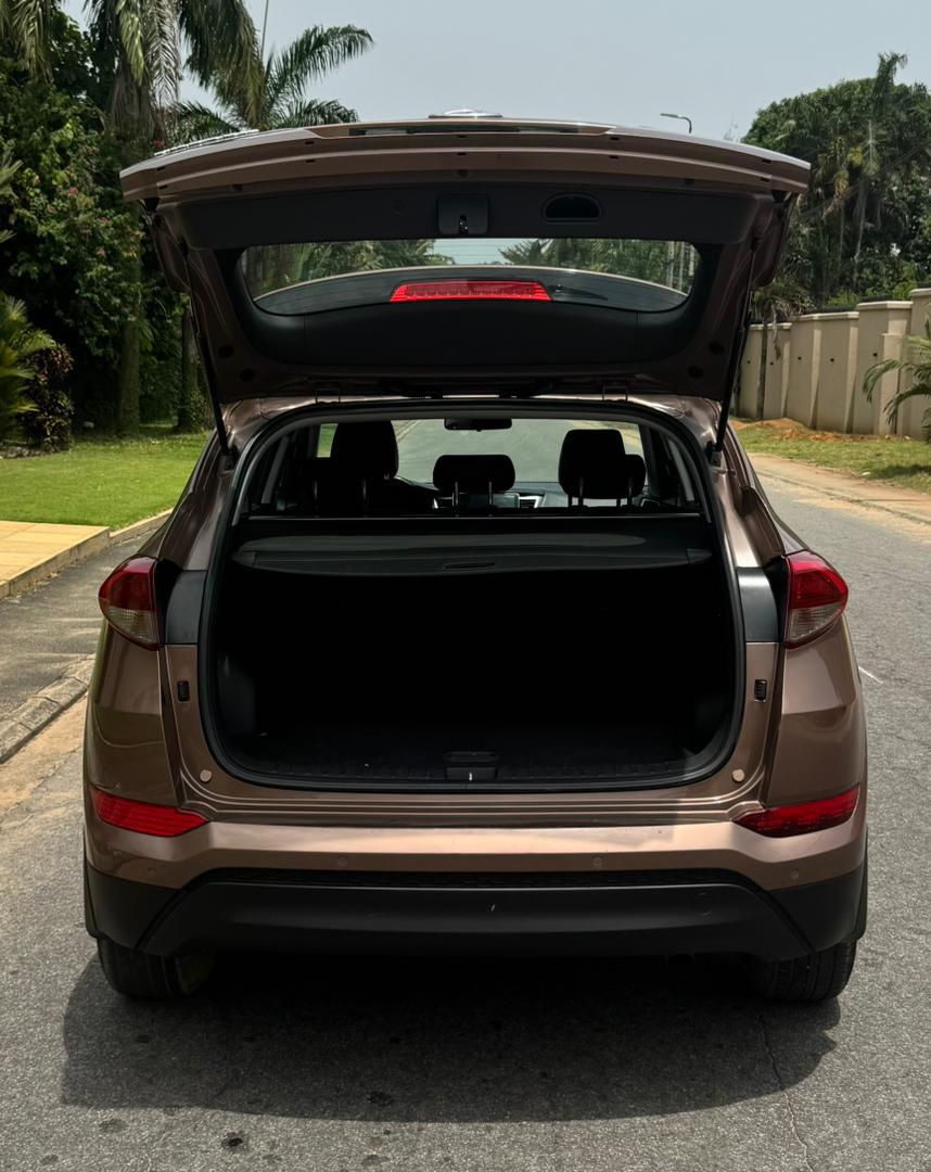hyundai tucson 2018 — photo 4