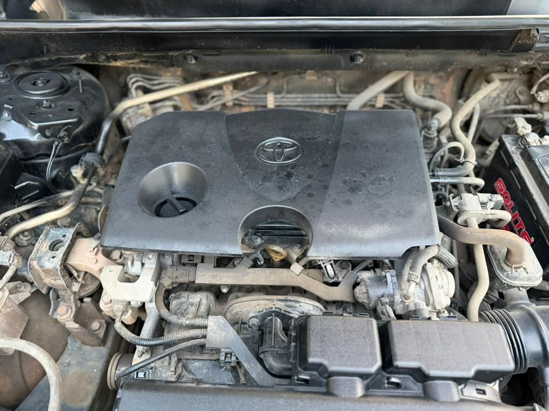 toyota rav4 2021 — photo 4