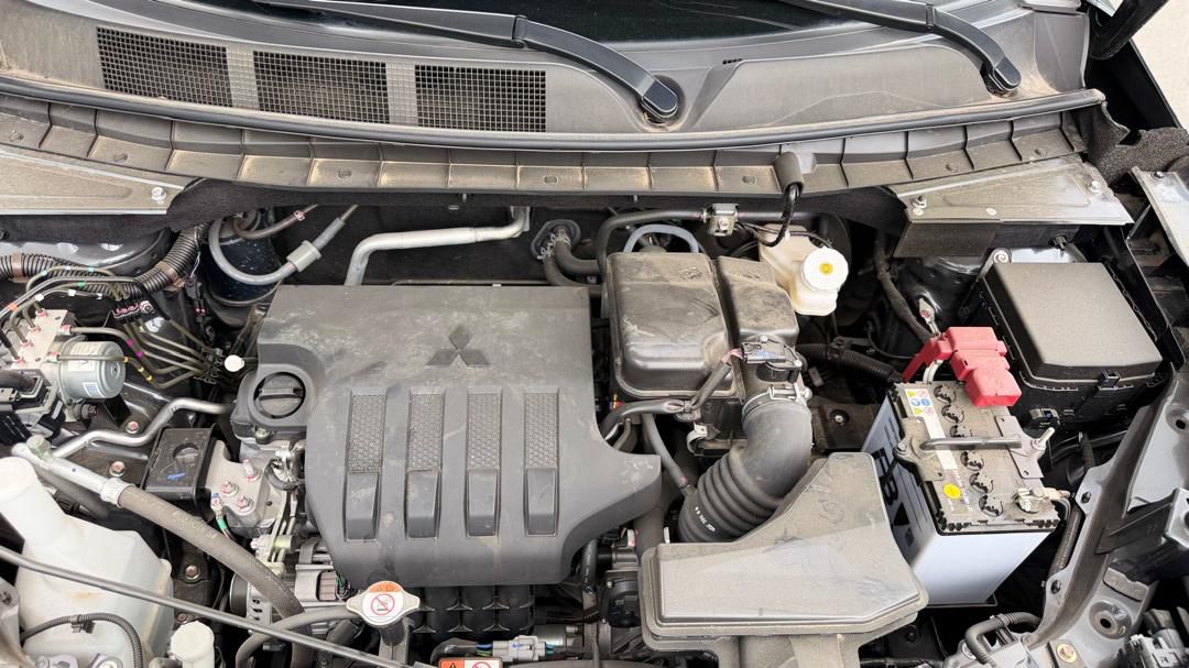 mitsubishi outlander sport 2025 — photo 5