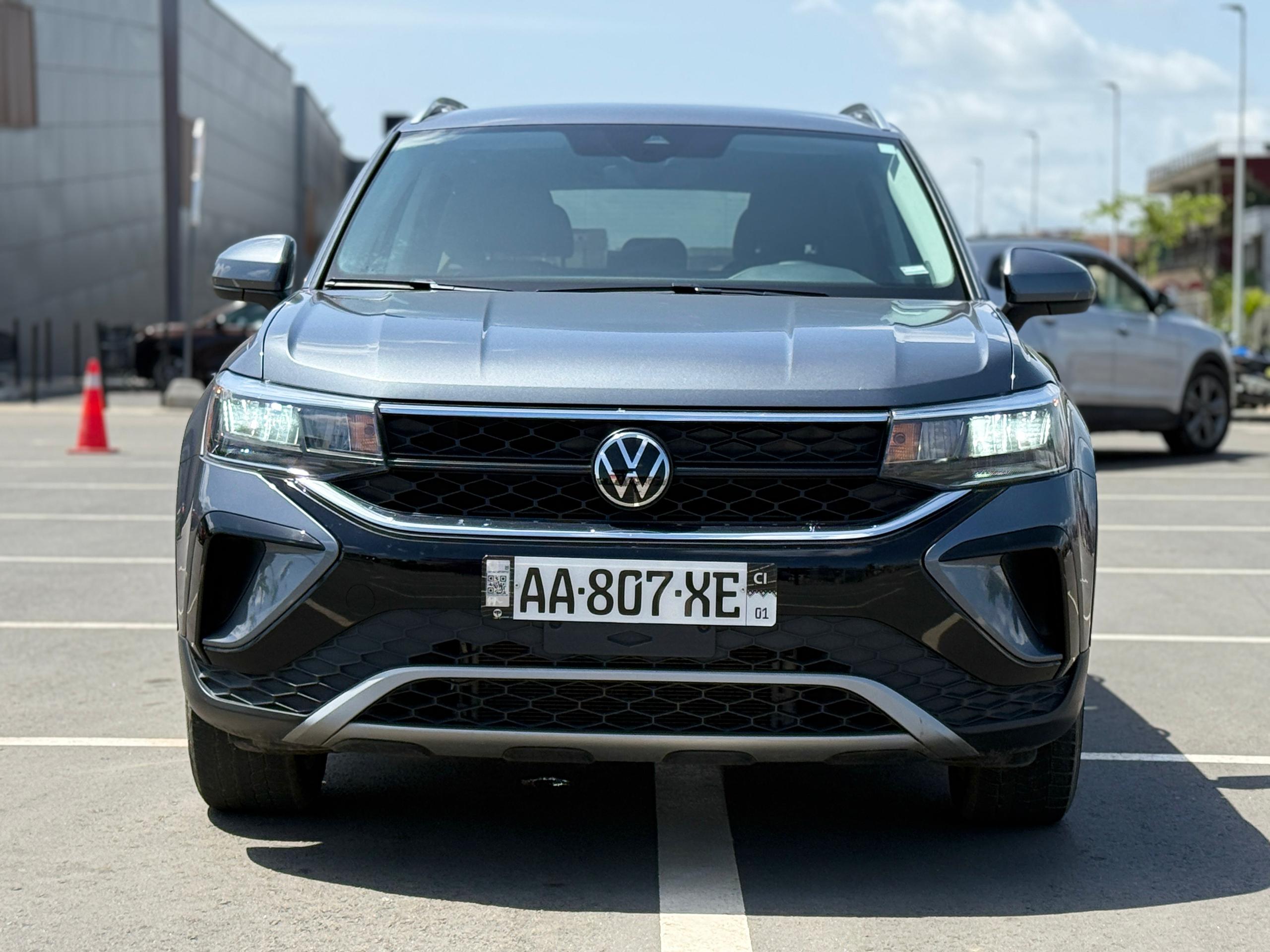 VOLKSWAGEN TAOS 2025