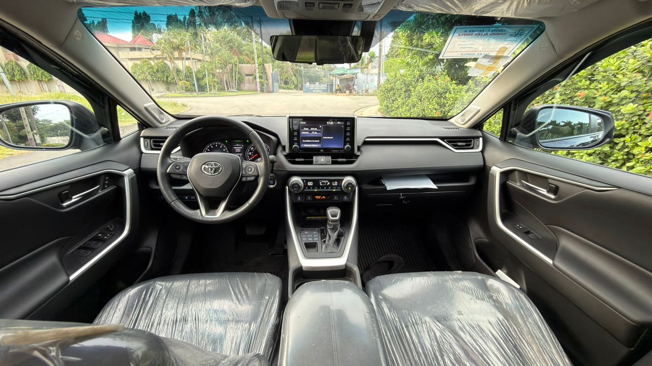toyota rav4 xle premium importee 2022 — photo 4
