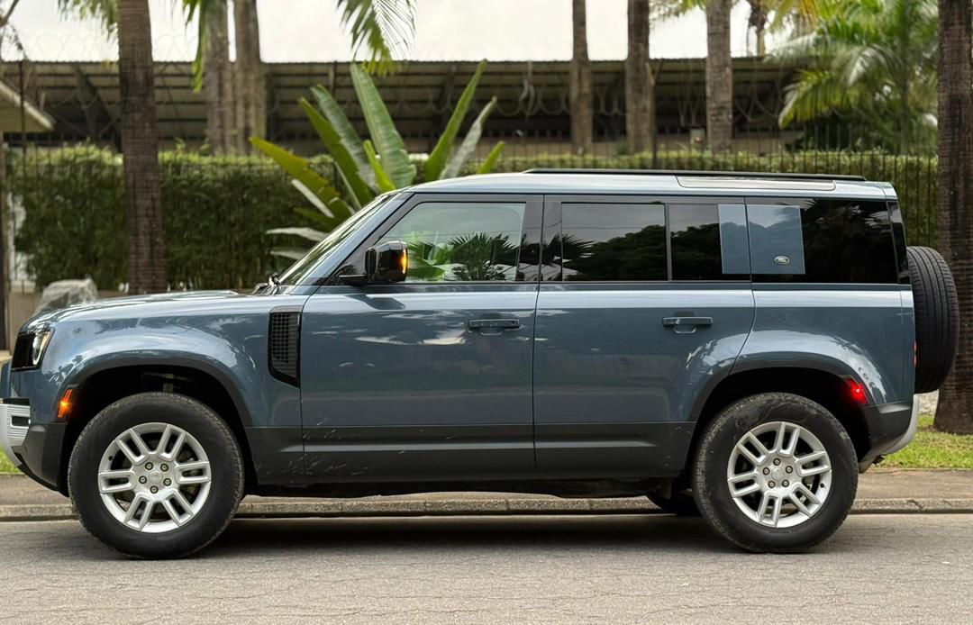 land rover defender 2025 — photo 3