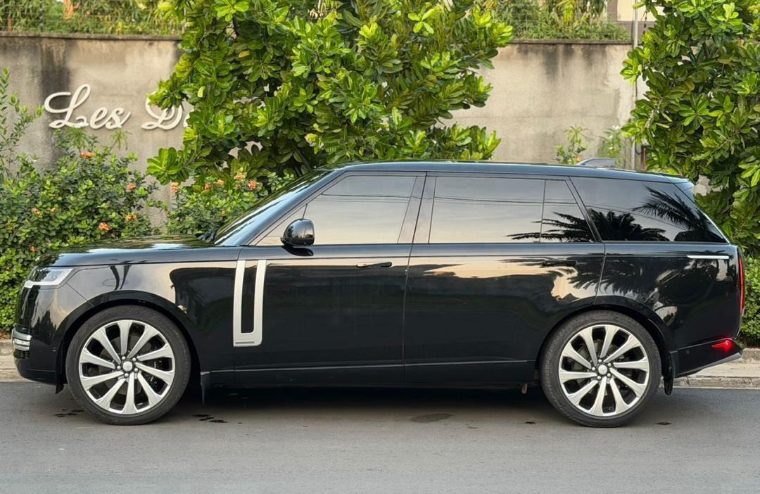 range rover vogue autobiography p530 2023 — photo 3