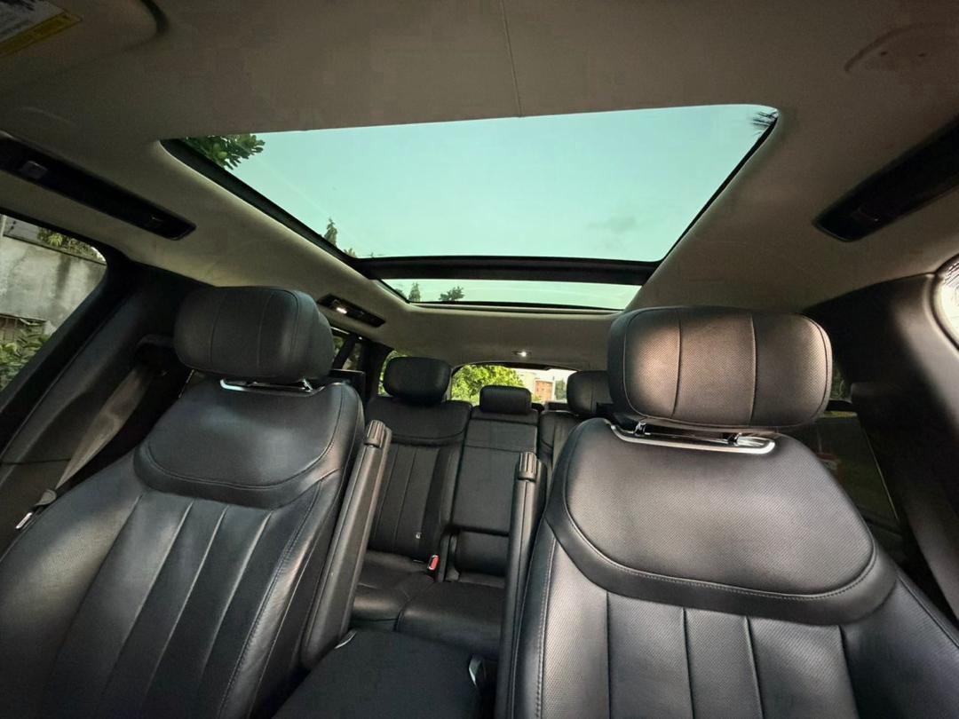 range rover vogue autobiography p530 2023 — photo 4