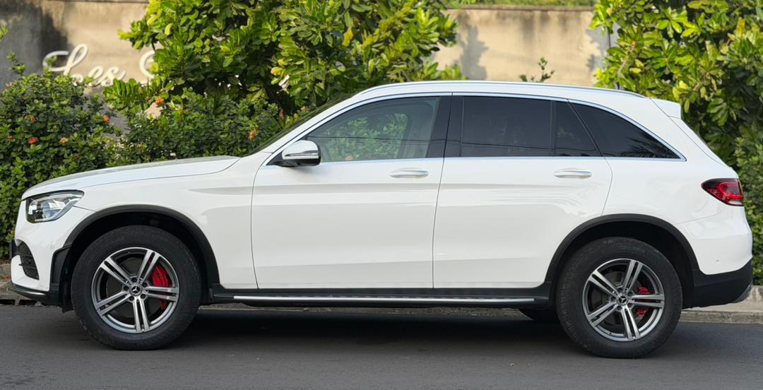 mercedes benz glc 300 4matic 2022 — photo 3