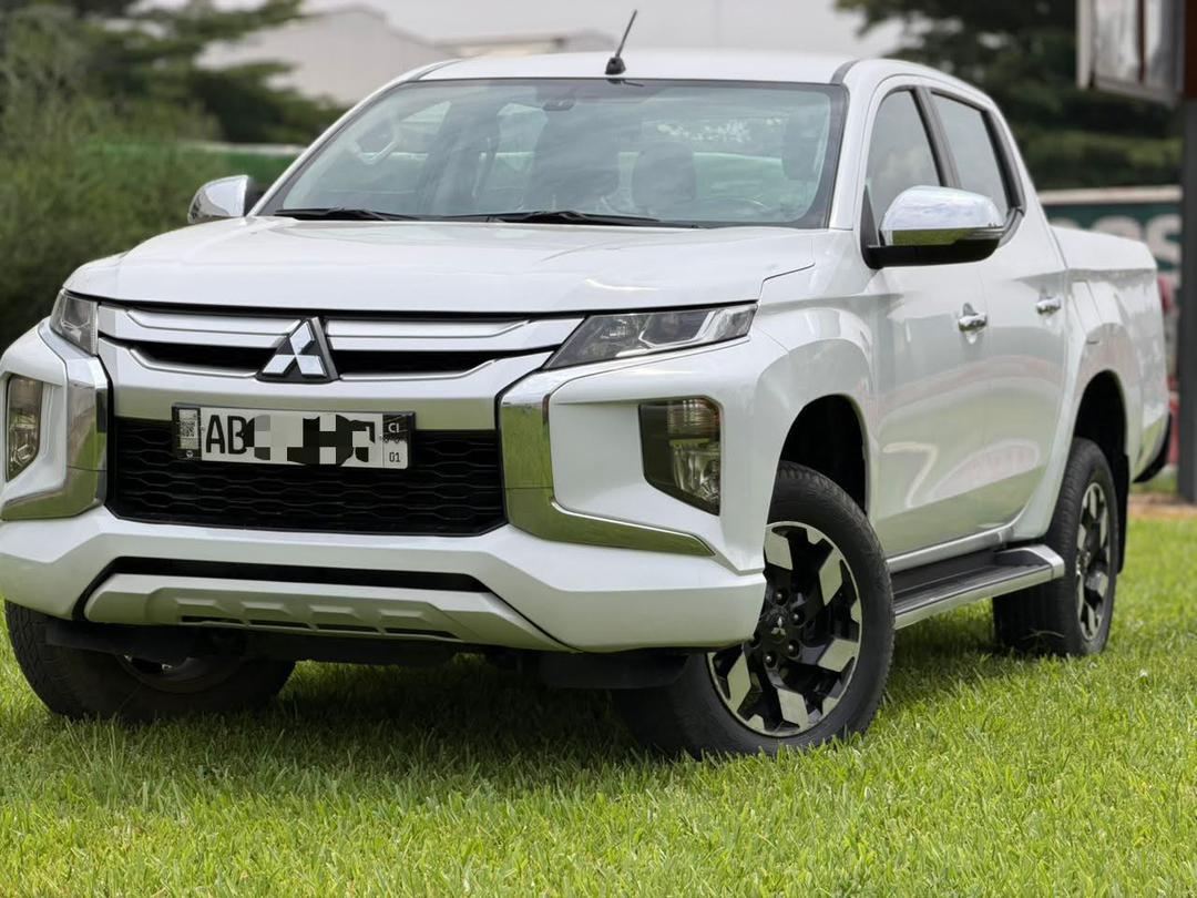 mitsubishi l200 sportero 2022 — photo 3