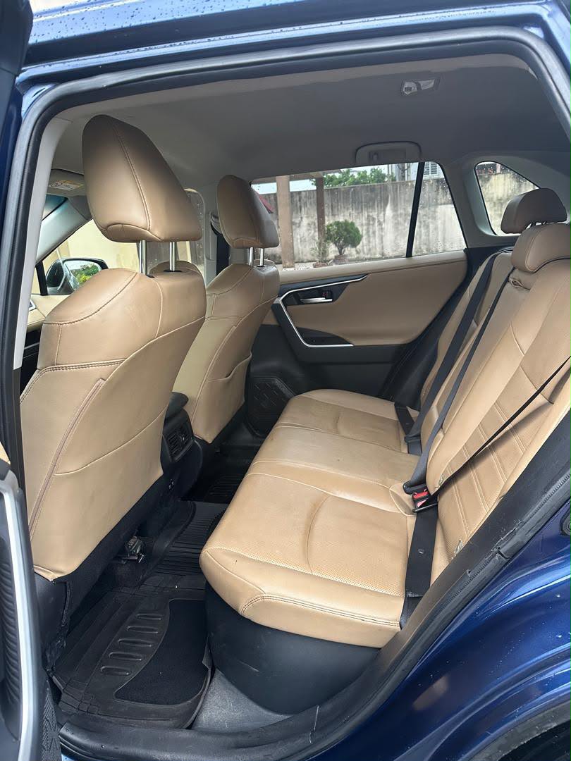 toyota rav4 hybride 2020 — photo 4