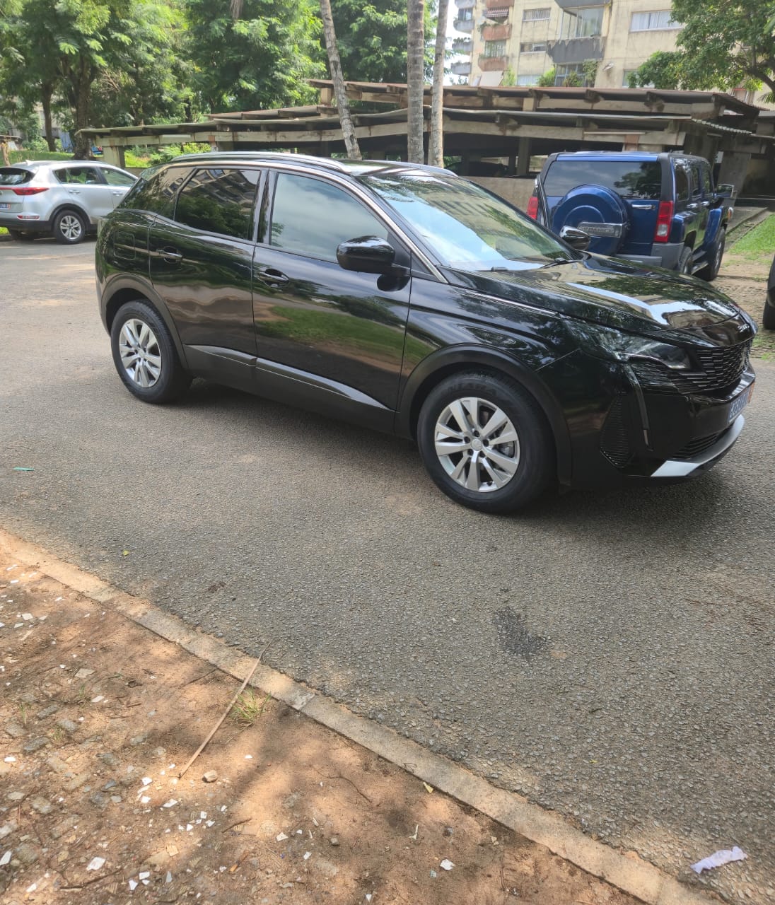peugeot 3008 2022 — photo 2